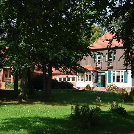 Stranddistel Hotell *